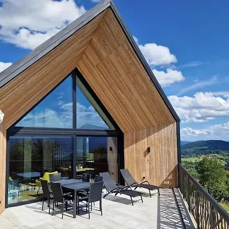 Holiday home House With A Garden And A View Of The Mountains Dejowka